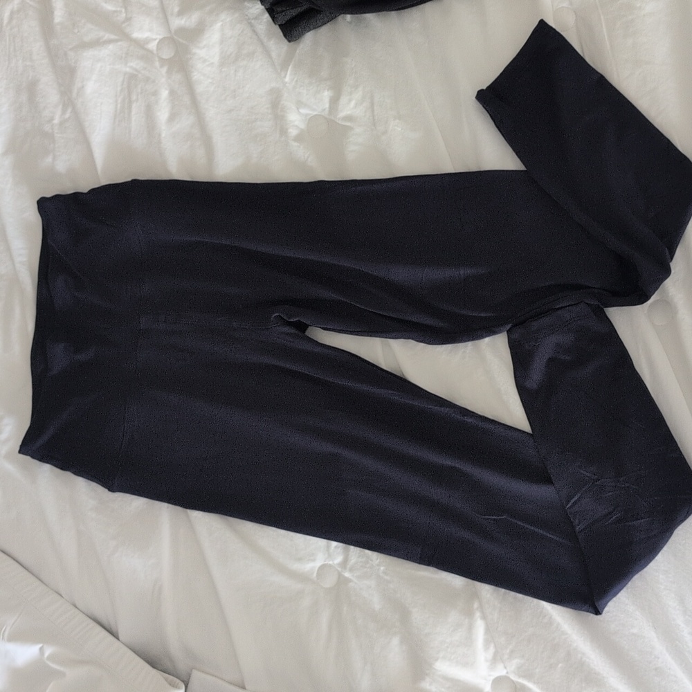 Elegant Midnight Leggings